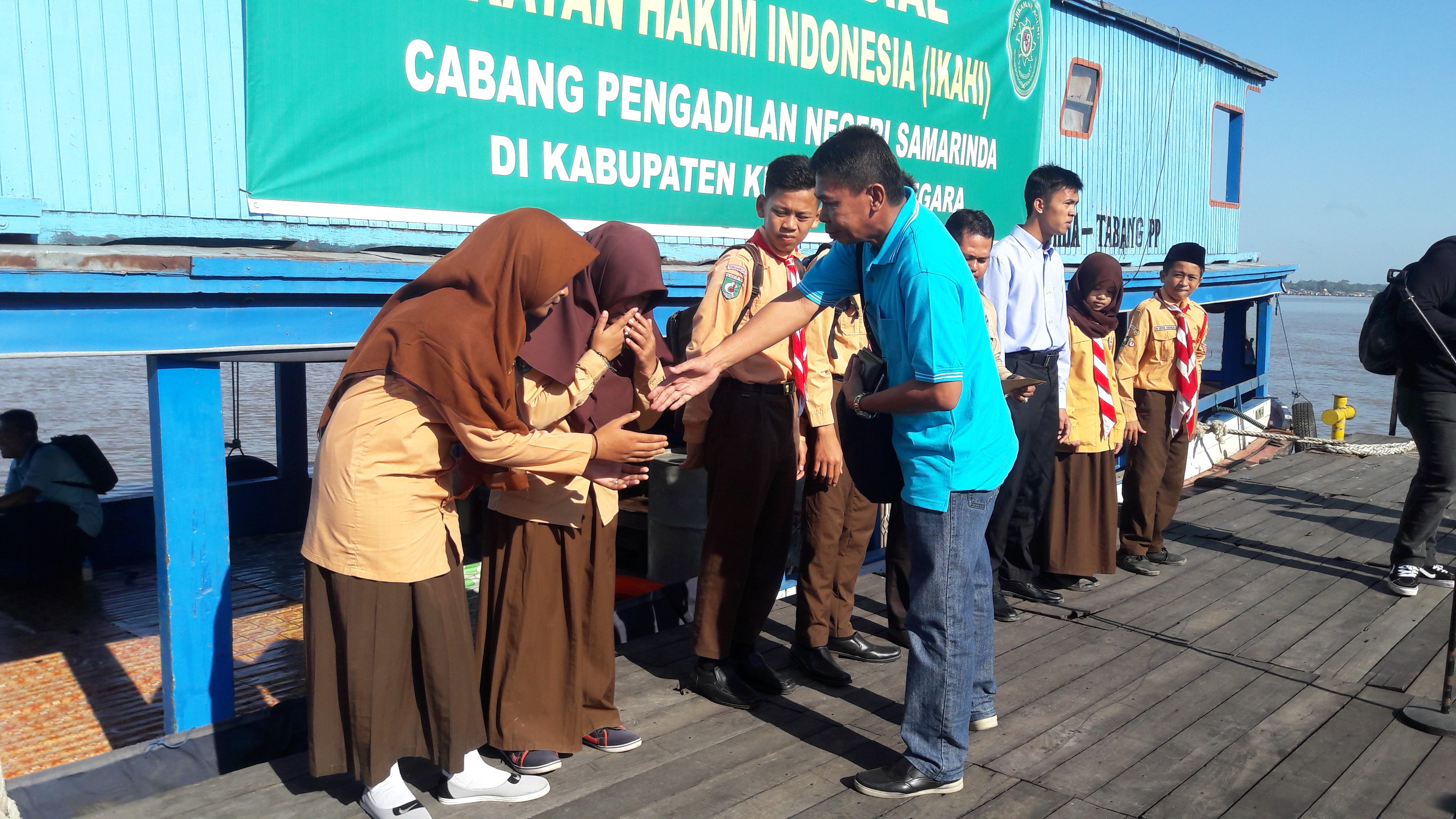 Kegiatan Donor Darah PMI dan Kegiatan Bhakti Sosial Dalam Rangka HUT IKAHI ke 63